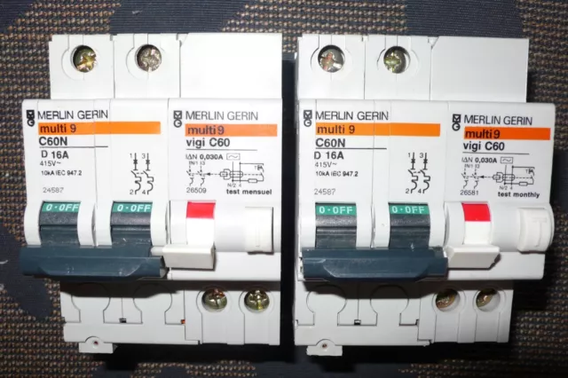 Disjoncteur Différentiel 2 Pôles Merlin Gerin 16A 300mA Courbe D - Modèle C60N, D'occasion En état Opérationnel