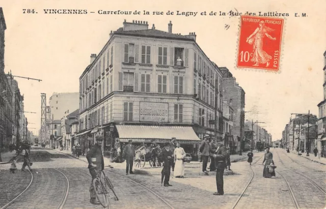 Cpa 94 Vincennes / Carrefour De La Rue De Lagny Et De La Rue Des Laitieres