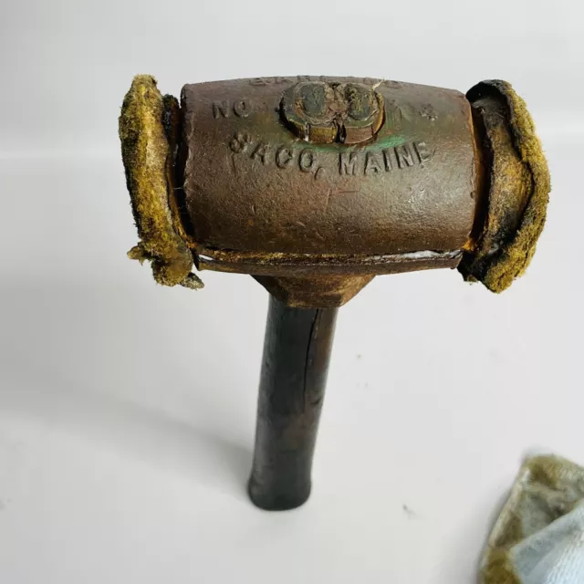 vintage garland No 4 saco maine rawhide split head mallet hammer cast iron