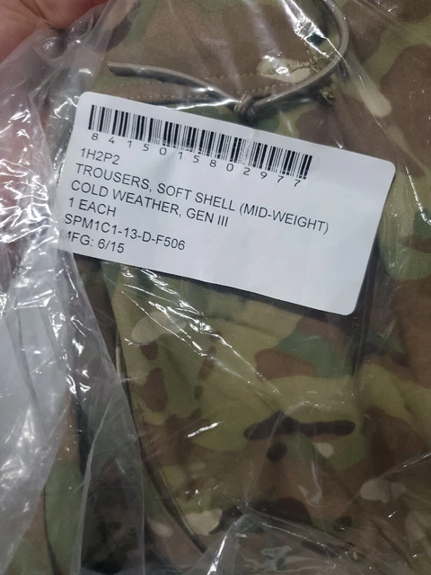 ARMY ISSUE  MULTICAM SOFT SHELL pant small/regular LEVEL 5 ocp