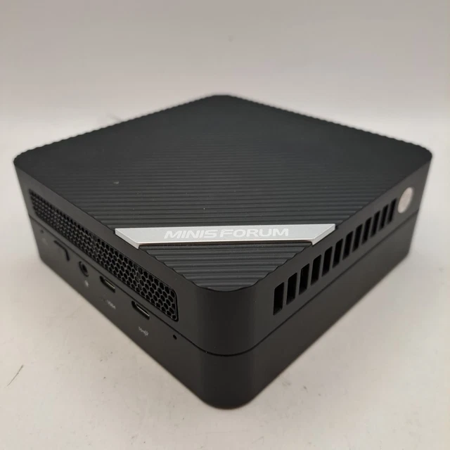 MINISFORUM UM690 32GB 1TB SSD MINISFORUM UM690S Ryzen9 6900HX 32GB