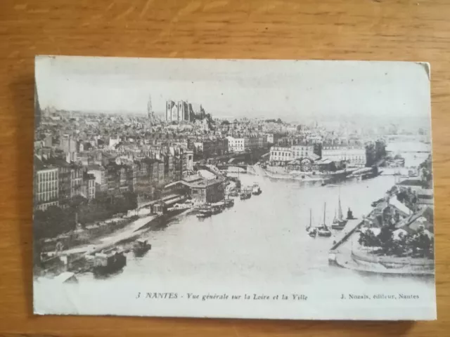 CPA - Années 20 NANTES VUE GÉNÉRALE LOIRE ET VILLE