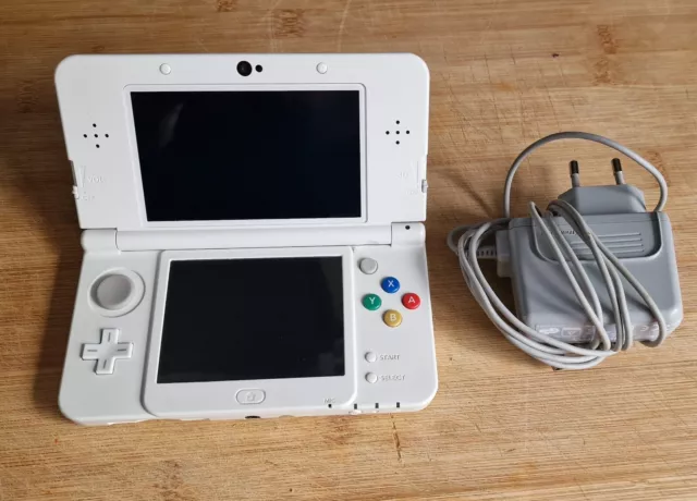 Console NINTENDO 3DS blanche - excellent état