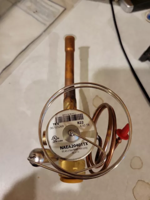 1PC New DANFOSS Expansion Valve 067u3269  naea20401tx