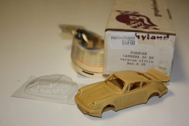 209R Vitesse No 730 Portugal Porsche Carrera Roadcar Rouge Métallisé 1:43 | UK