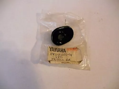 NOS Yamaha OEM Collar Flasher 1982 XS650 5V4-83316-00