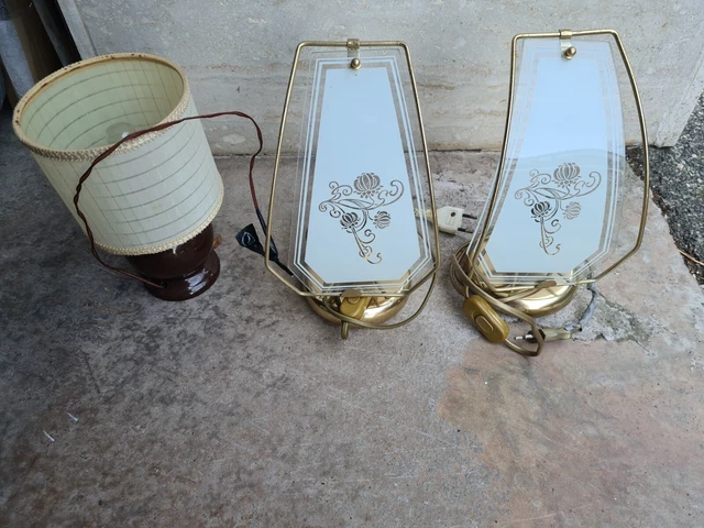 BRUBAKER Set Di 2 Lampade Da Tavolo In Stile Art Déco – 33 Cm, Base In Ceramica Grigia Con Motivo Foglia, Paralume In Lino Bianco, Per Comodino O Salotto - 4