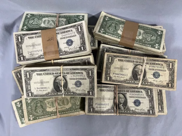 100 x 1935 $1 One Dollar Bill Well Circulated Silver Certificate Blue Seal Notes