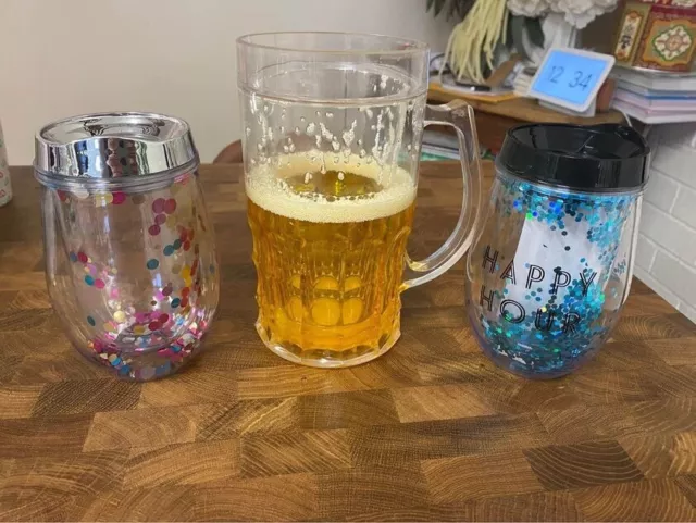 3x Plastic Mugs | Beer & Wine | Glitter | Sippy Cups | Tumblers | NEW