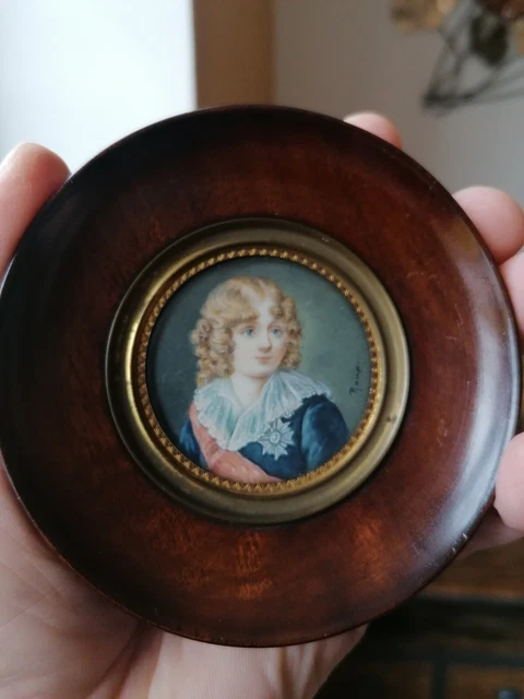 Broche Ancienne Du 19ème Siècle Avec Miniature Portrait Peint - À Restaurer