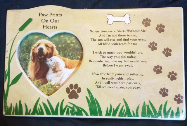 Barberry Designs Pet Memorial "Paw Prints On Our Hearts" Photo Frame