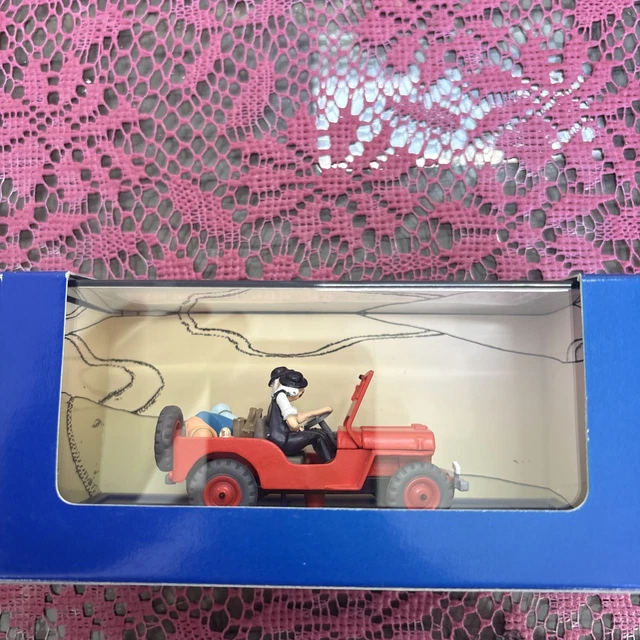 Voiture Miniature Tintin N°6 – La Jeep Rouge (Au Pays De L'Or Noir), échelle 1/24, Neuve