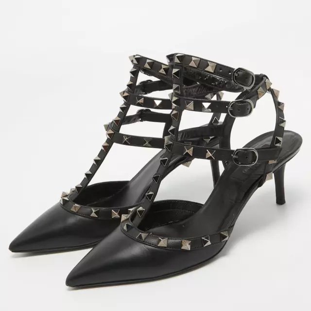 Valentino Garavani Rockstud Caged Pumps Black Size 9