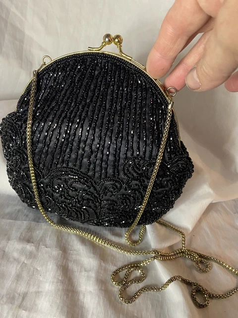 Sold at Auction: 4pc Vintage Black La Regale, Walborg, and Genie Purses