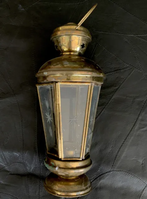 solid brass ships lantern with candles. Nice patina 10.5”