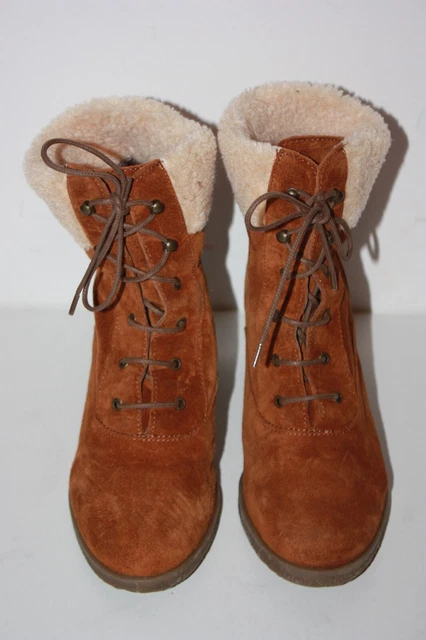 Bottines ANDRE En Daim Marron Taupe - Talons 10 Cm - Taille 39 - Occasion Très Bon état