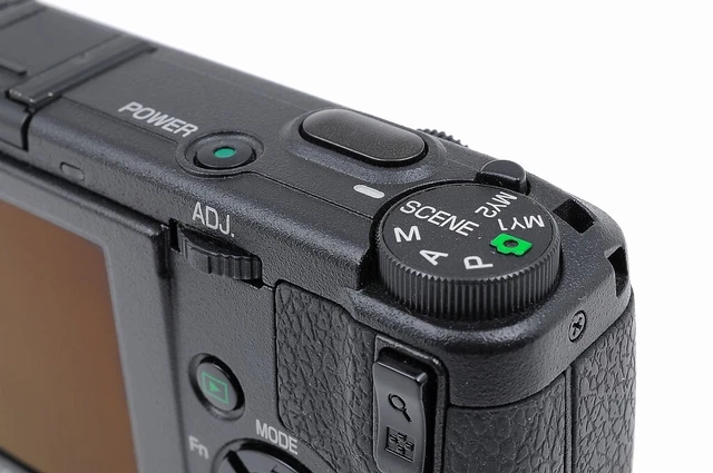 MINT Box / 302 Shots RICOH GR DIGITAL II 10.1MP Digital Camera Black  JAPAN #3 16