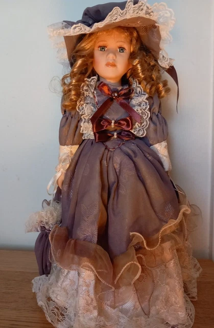 Vintage Windsor Collection Porcelain Doll 15" "Priscilla". Brand New. Free Post