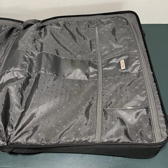 Tumi Large Rolling Garment Bag 2 Wheeled Luggage 22030D4 Ballistic Nylon Black 10