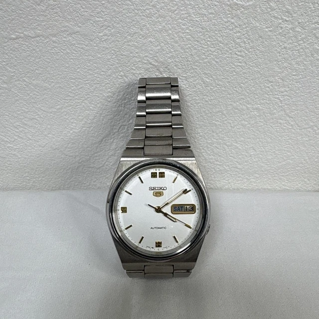 Montre Vintage Seiko Automatique 17 Rubis - Cadran Or, Boîtier Acier Inox - Années 90 - Occasion - État à Vérifier