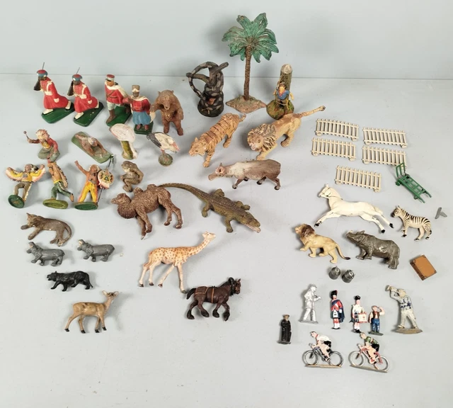 FIG149 Lot de 4 figurines PVC BULLY Disney Pixar 11cm : Les