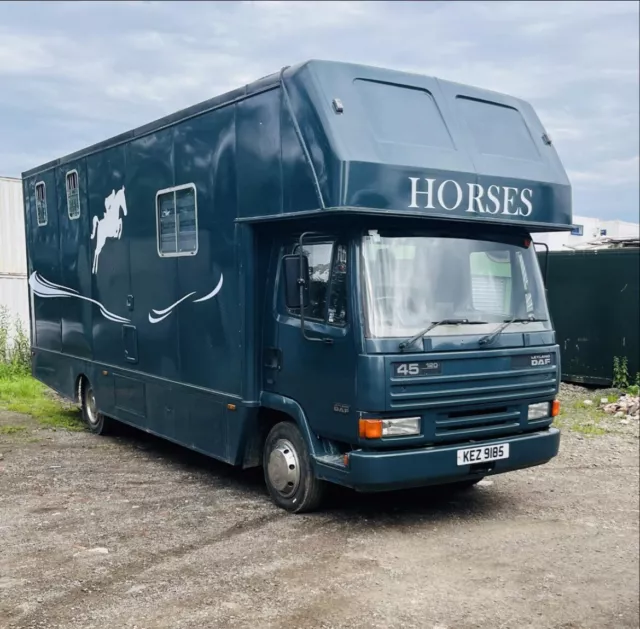 7.5 horsebox lorry