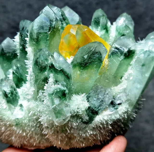 981g New Find Green Phantom Quartz Crystal Cluster Mineral Specimen Healing