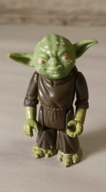 Vintage 1980 Star Wars Jedi Master Yoda Figure