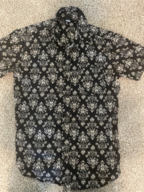 Disney Our Universe Shirt small The Haunted Mansion Wallpaper Button Up Collar