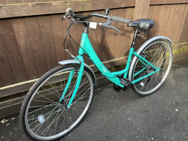 Halfords cafe bike shop