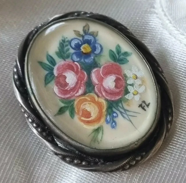 Broche Ancienne Religieuse Peinte Main Sous Verre Laiton C'EST LA BARQUE (du Seigneur)
