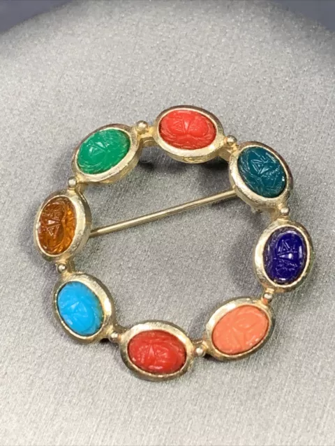 Vintage Estate Brooch Pin Egyptian revival scarab wreath gold tone multicolor￼