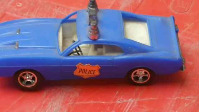 Vintage Die Cast Model Toy vehicle 99 police