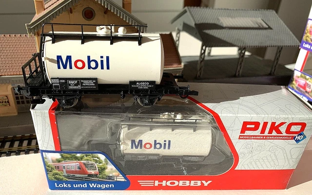 Set de 4 wagons-citernes CFF Roco / Set von 4 Roco-Silowagen | Kaufen Set de 4 wagons-citernes CFF Roco / Set von 4 Roco-Silowagen | Kaufen