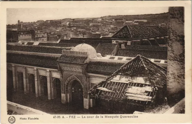 CPA AK MAROC FEZ La cour de la Mosquée Quaraouine Flandrin (37797)