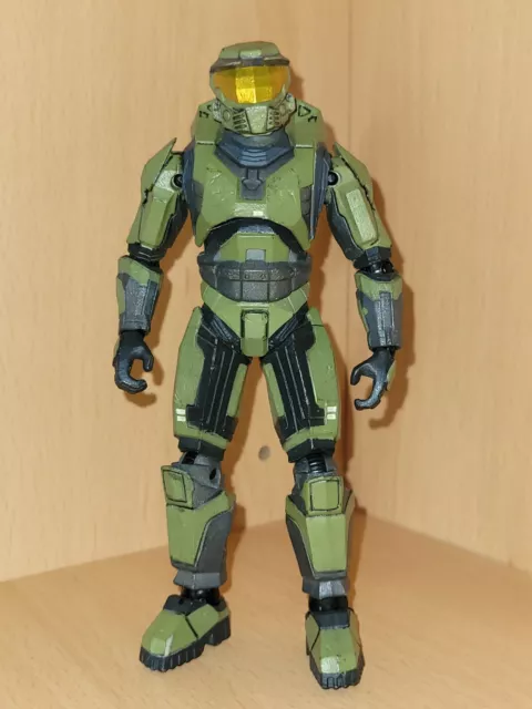  McFarlane Toys Halo 4 Series 1 - Master Chief with Assault  Rifle Action Figure : Toys & Games