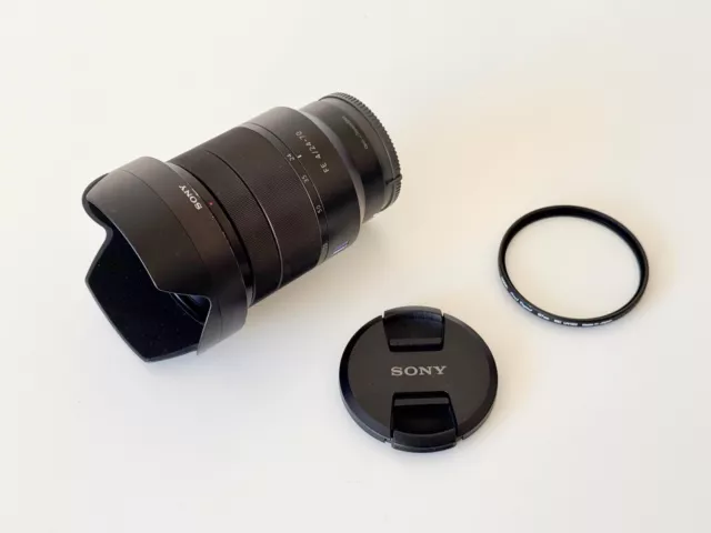 Sony Vario-Tessar T* FE 24-70 mm F/4 ZA OSS E-Mount Lens 2