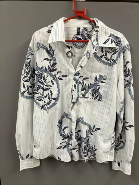 Ripcurl White & Navy Long Sleeve Hawaiian Style Shirt - Chest Size 42"