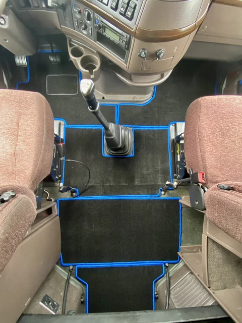 Volvo VNL 630 670 Carpet floor Mats Fits Year Models 2004-2018