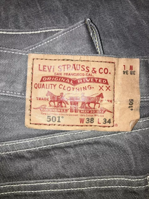 LEVIS 501 STRAIGHT MEN'S BUTTON FLY GRAY DENIM JEANS SIZE 38 x 34 RED TAB