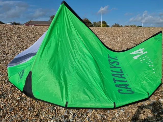 14m Ozone Catalyst V3 Kitesurfing Kite - Used - Bright Green