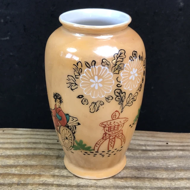 Vintage Japanese Porcelain Lustreware Bud Posy Vase Hand Painted