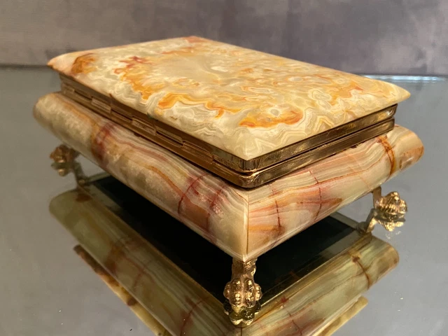 Coffret en agate onyx sur pieds griffes 12