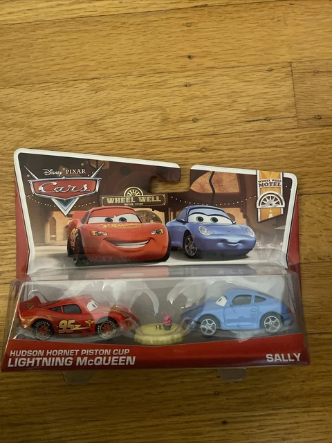 DISNEY PIXAR CARS "2-PACK HUDSON HORNET PISTON CUP LIGHTNING McQUEEN & SALLY"