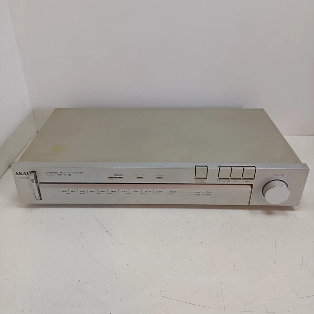 Tuner stéréophonique vintage Akai AT-550