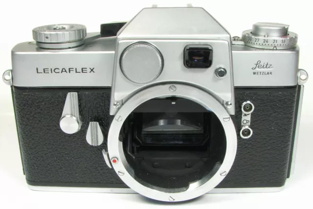Leicaflex Original Body  - Needs Service!