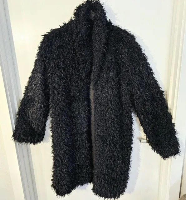 Wild Fable Women’s Faux Fur Coat Size MEDIUM Fuzzy Wuzzy Cozy Comfy