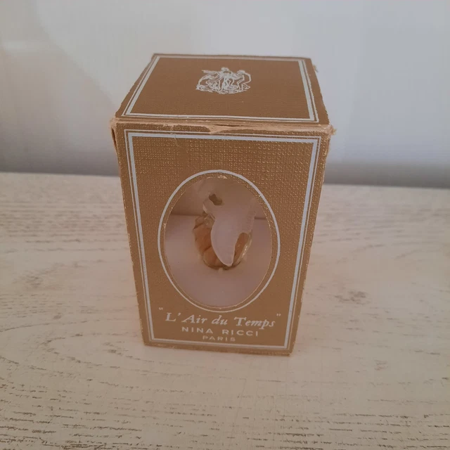 String Millesia Nina Ricci - Taille FR 3 (EUR 3 / US M), Noir, Nylon, Neuf Avec étiquettes