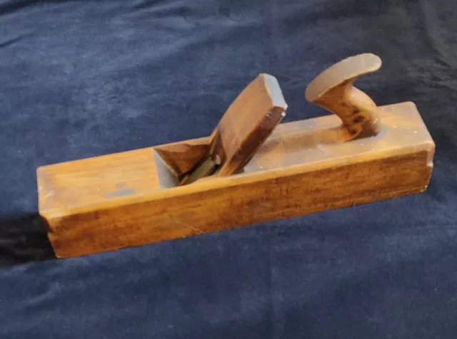 Carpenter's Vintage Large Wooden Block Plane 17" - good working condition