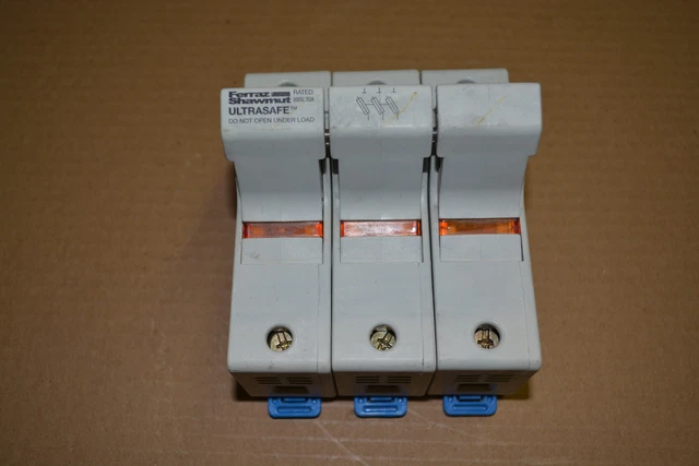 Ferraz/Shawmut UltraSafe Fuseholder US3J31